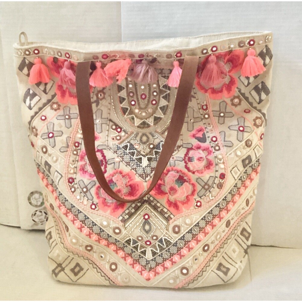 Tote bag embroidered large tassels boho